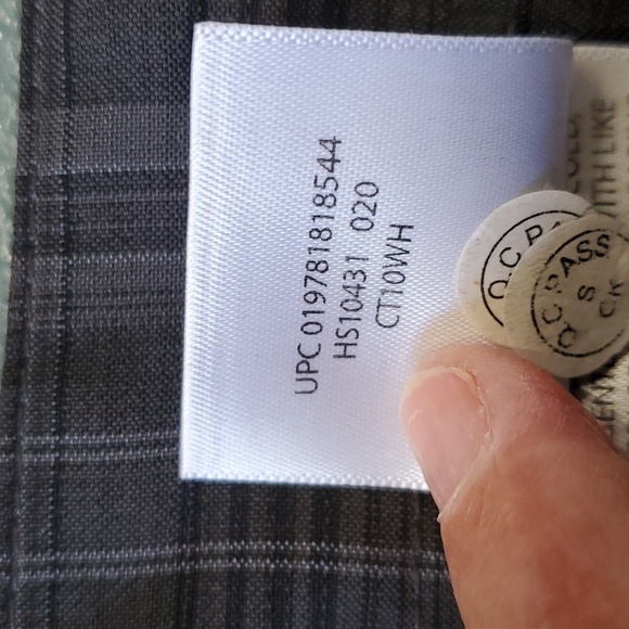 HAGGAR, dark plaid mens shorts, size 40, stretch waist. 100% polyester. - Picture 7 of 10